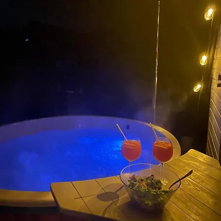 Prázdninový dům Przystanek Kaszuby Z Balia I Jacuzzi Wąglikowice